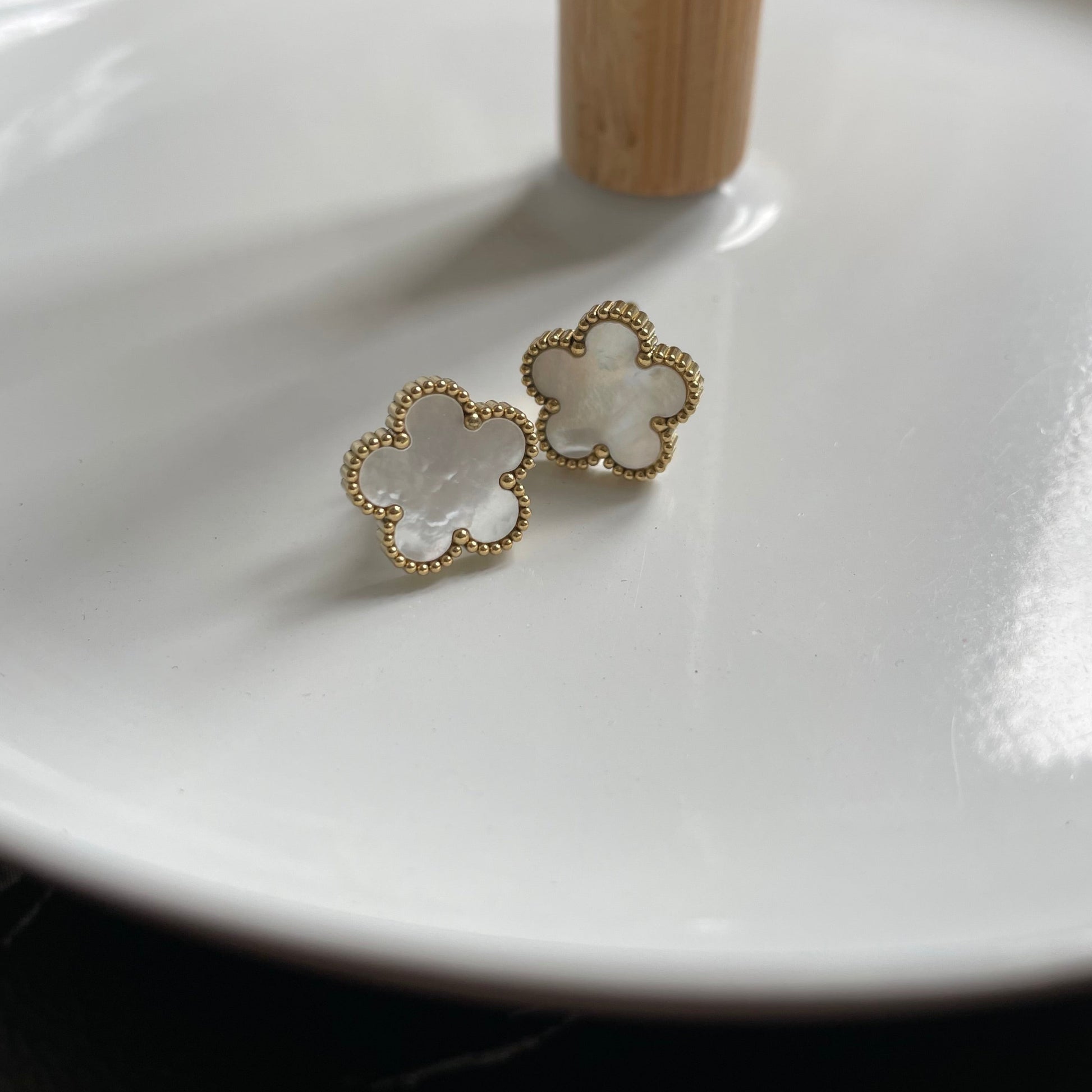 BOUCLES D'OREILLES FLEUR 