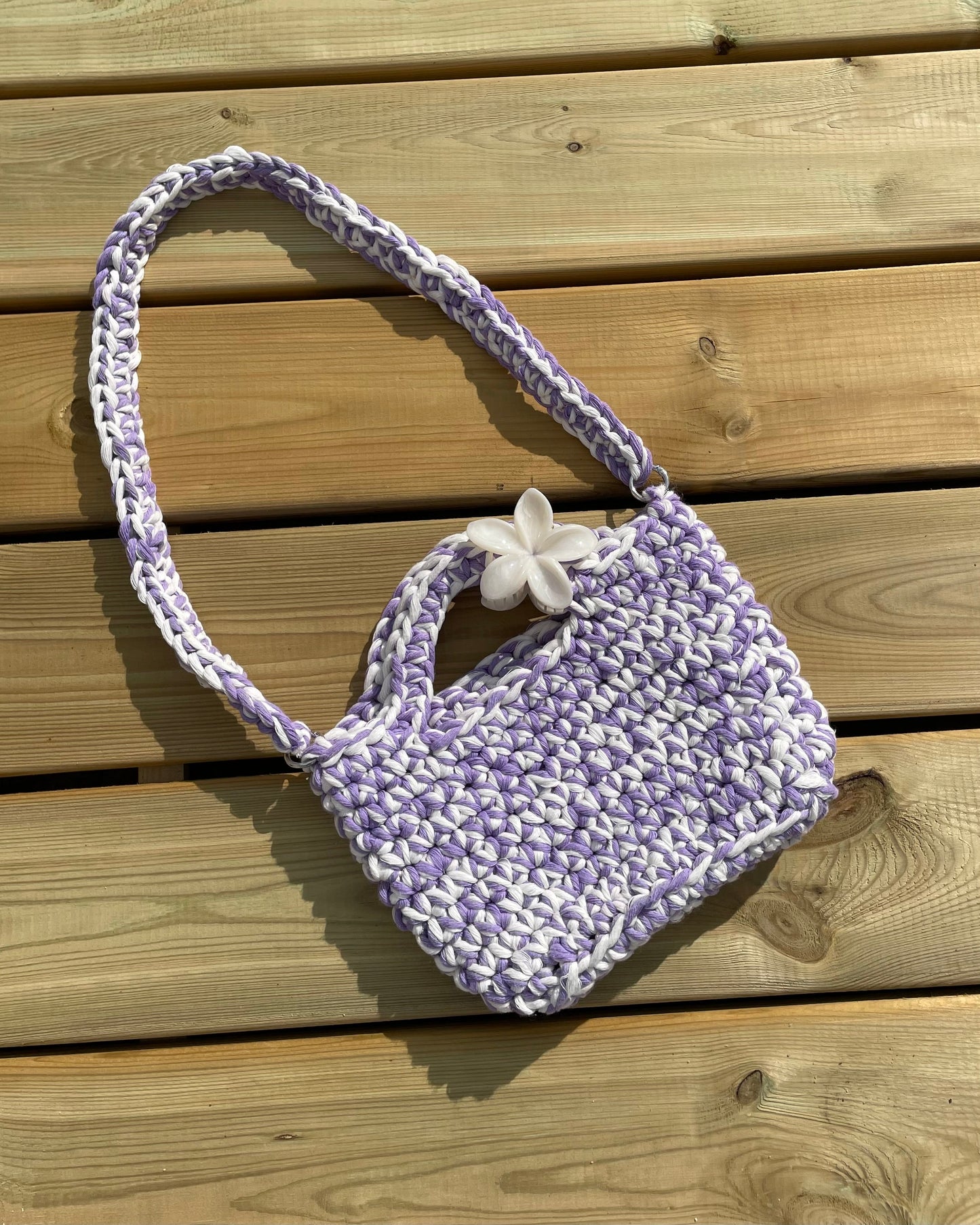 SAC - FIL MACRAMÉ - BLANC & VIOLET La boutique de Charlyne